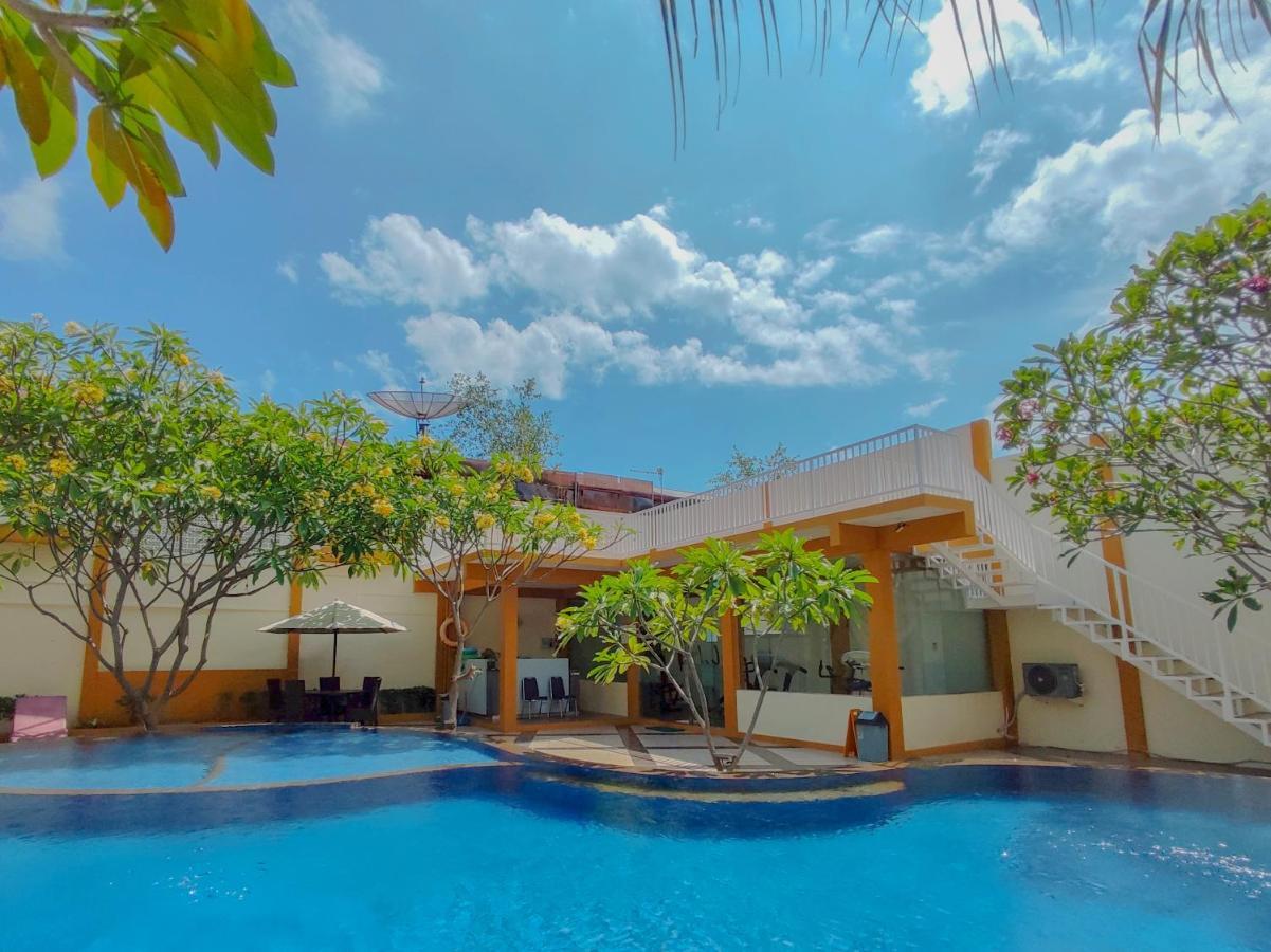 Truntum Padang Hotel Ngoại thất bức ảnh