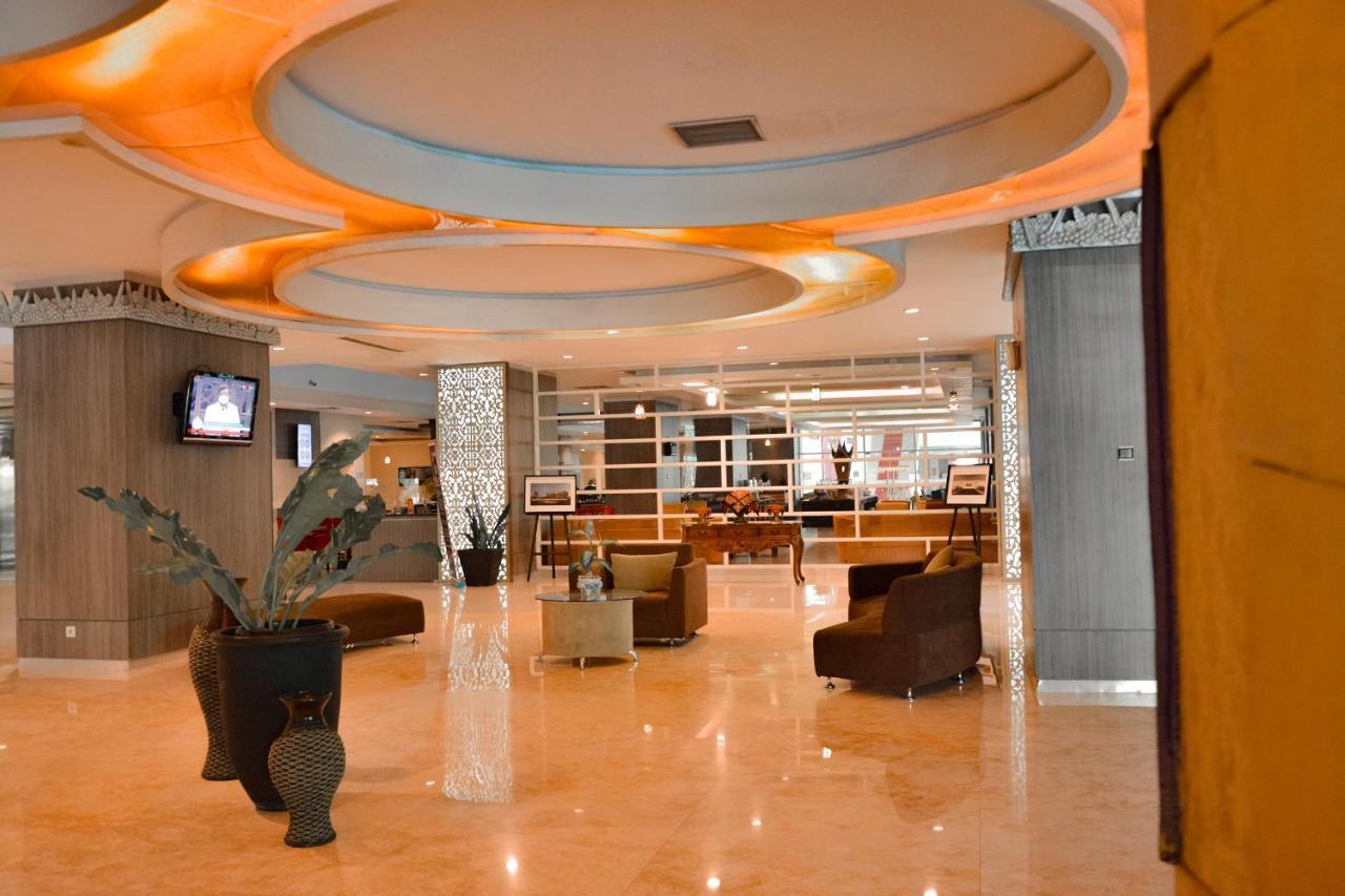 Truntum Padang Hotel Ngoại thất bức ảnh