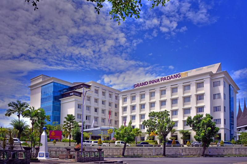 Truntum Padang Hotel Ngoại thất bức ảnh
