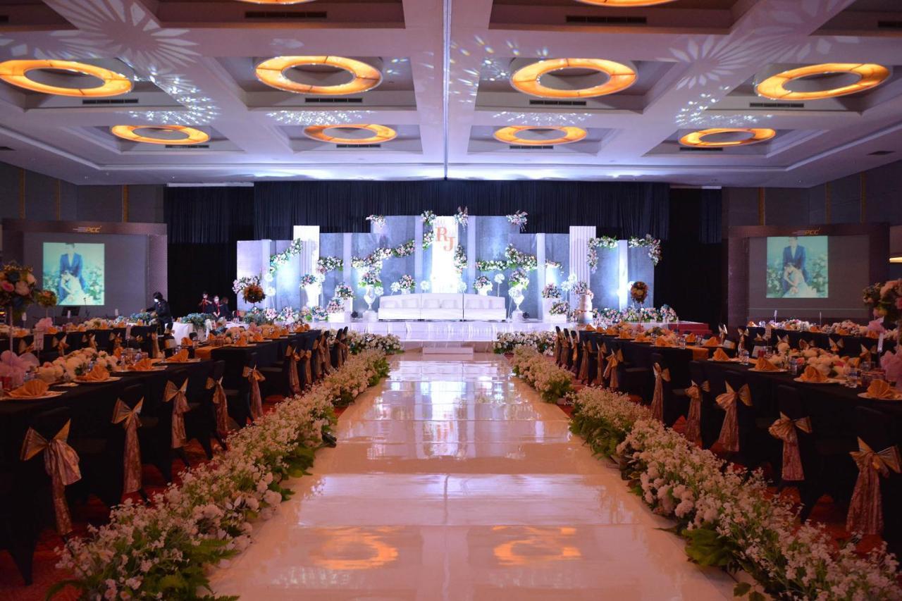Truntum Padang Hotel Ngoại thất bức ảnh
