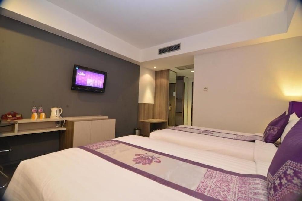 Truntum Padang Hotel Ngoại thất bức ảnh